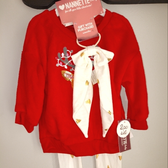 NWT NANETTE BABY 3PIECE REINDEER FACE AND LEGGING SET WITH SCRUNCHIE